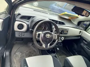 Toyota Vitz 2012 Black