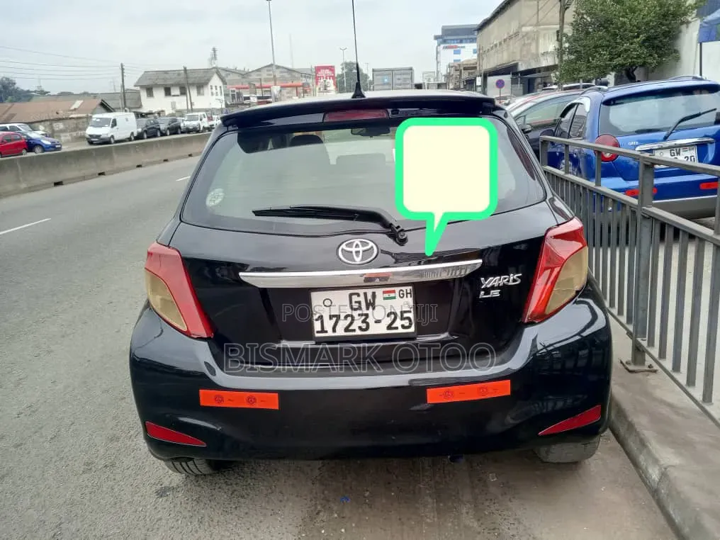 Toyota Vitz 2012 Black
