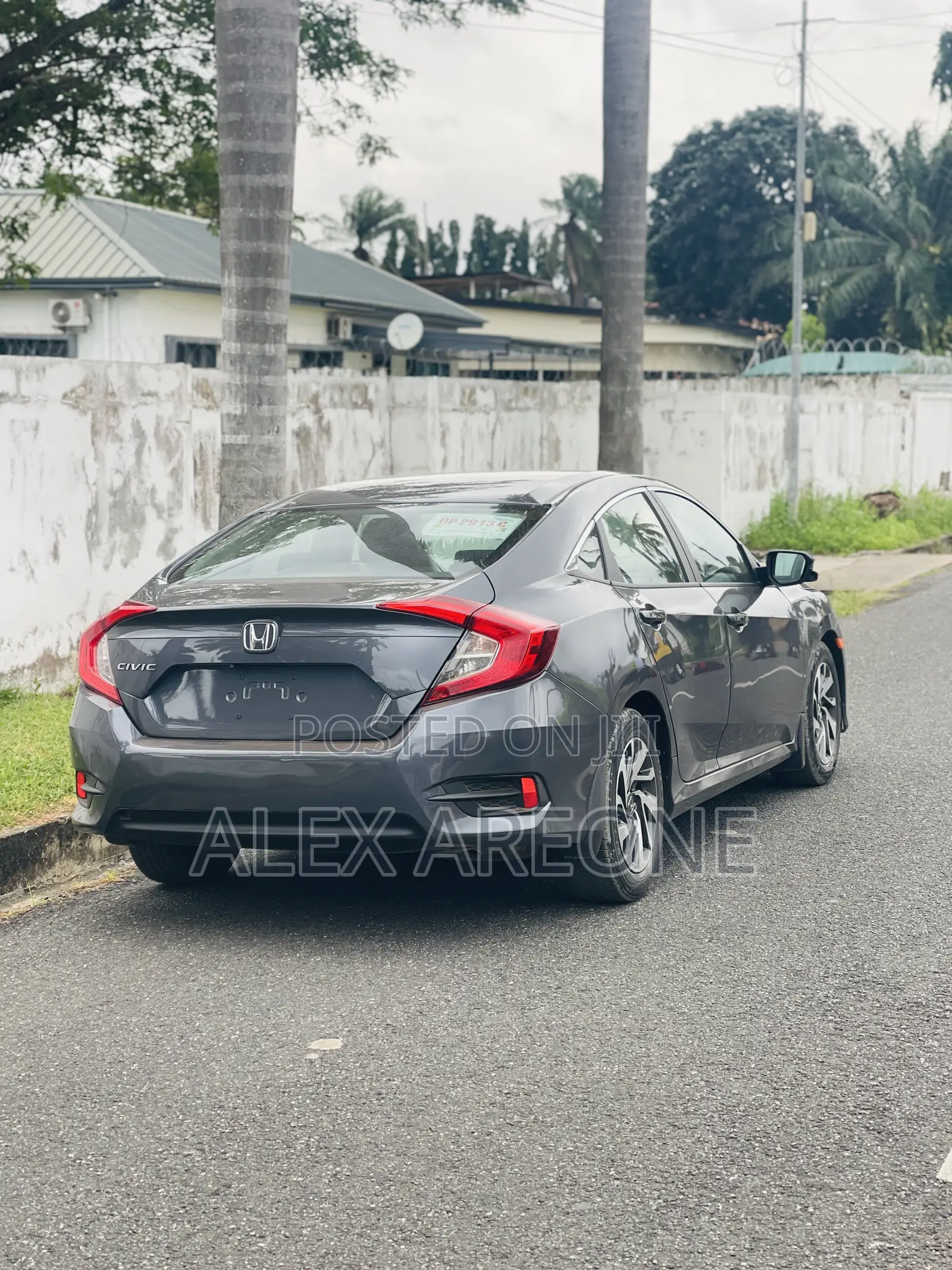 Honda Civic EX 4dr Sedan (1.5L 4cyl) 2016 Gray