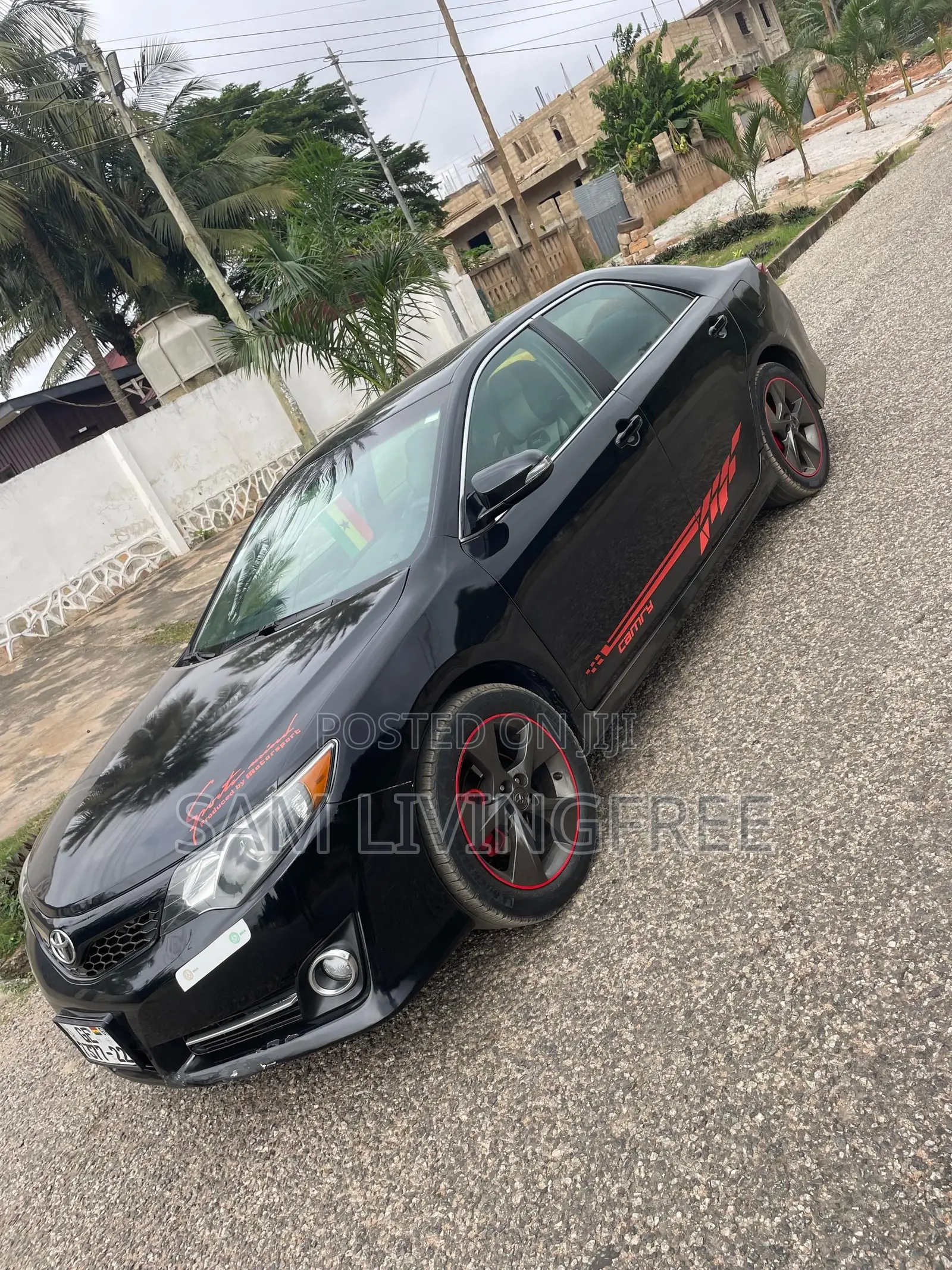 Toyota Camry SE 4dr Sedan (2.5L 4cyl 6A) 2013 Black
