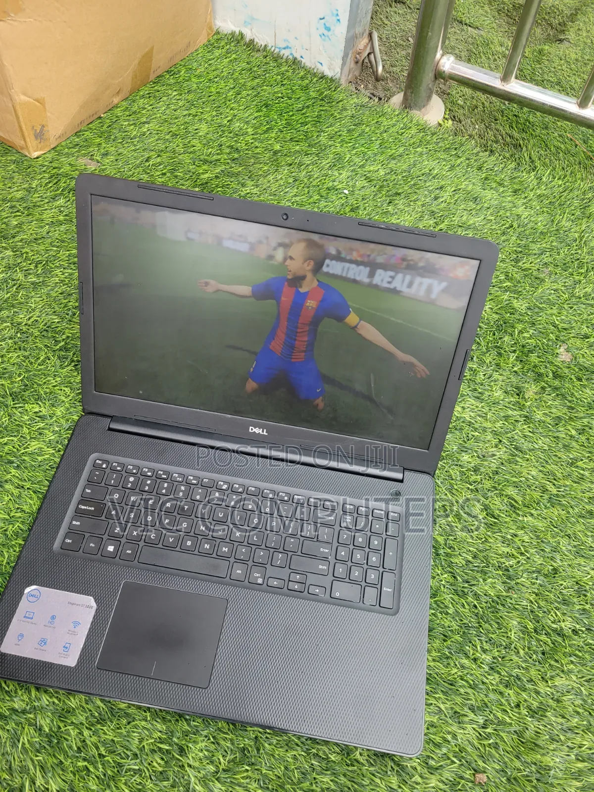 Laptop Dell Inspiron 17 3793 8GB Intel Core i7 SSD 512GB