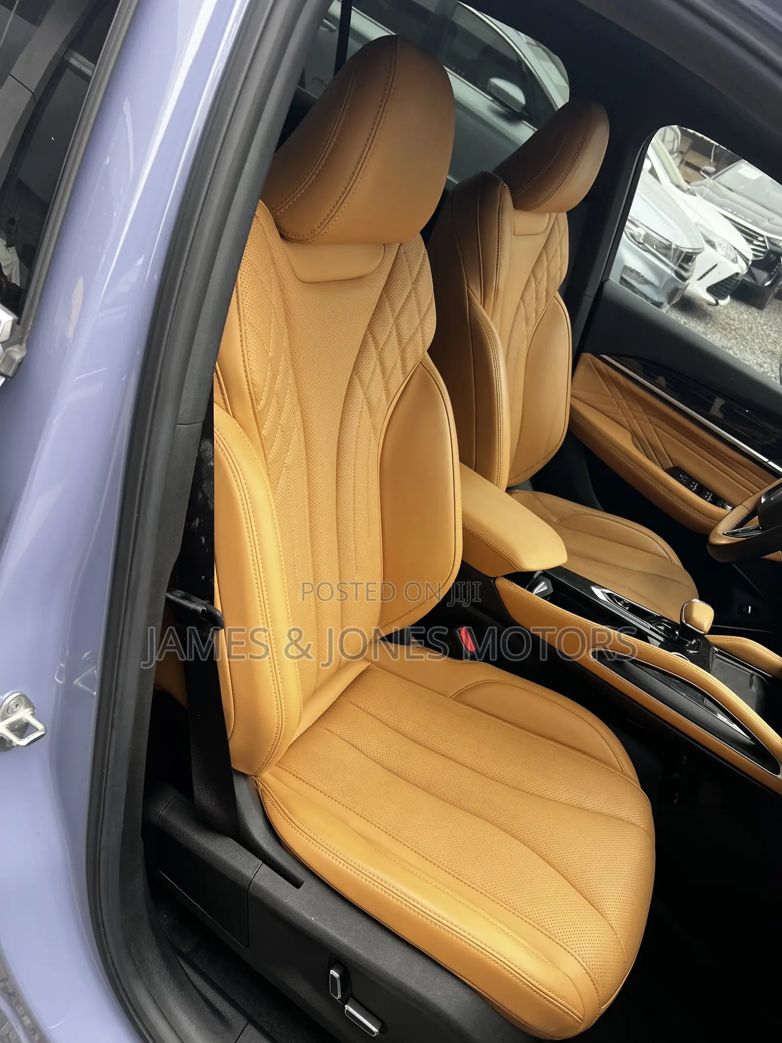 Geely Monjaro Luxury 2022 Purple