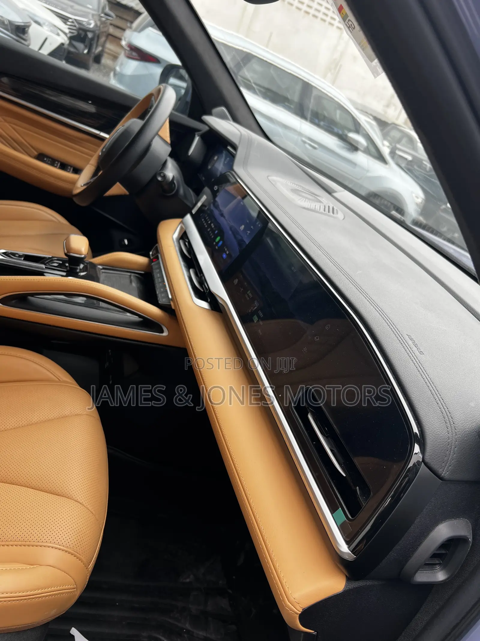 Geely Monjaro Luxury 2022 Purple