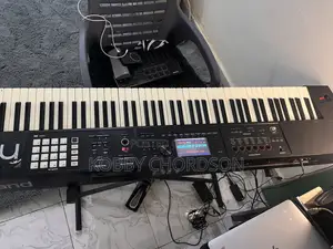 Roland FA 08