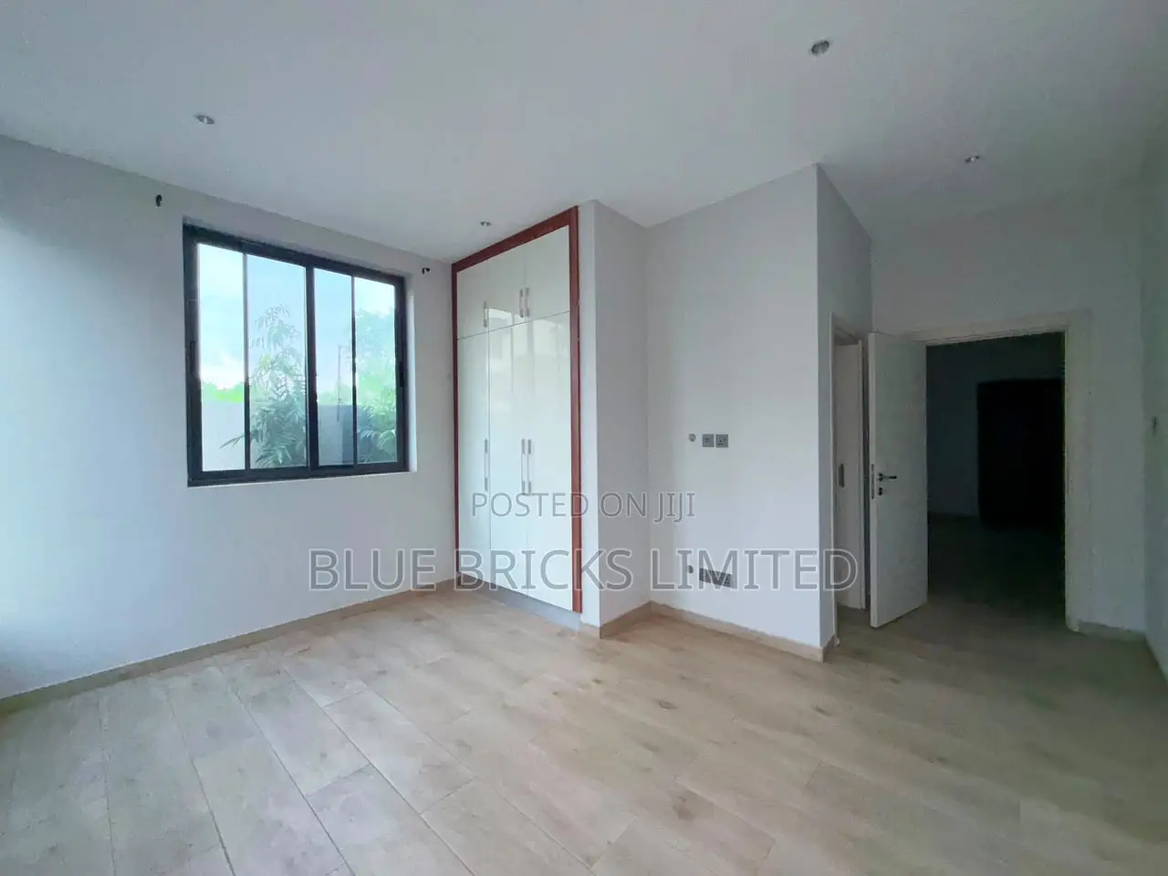 3bdrm House in Ashaley Botwe, School Junction for rent