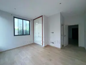 3bdrm House in Ashaley Botwe, School Junction for rent
