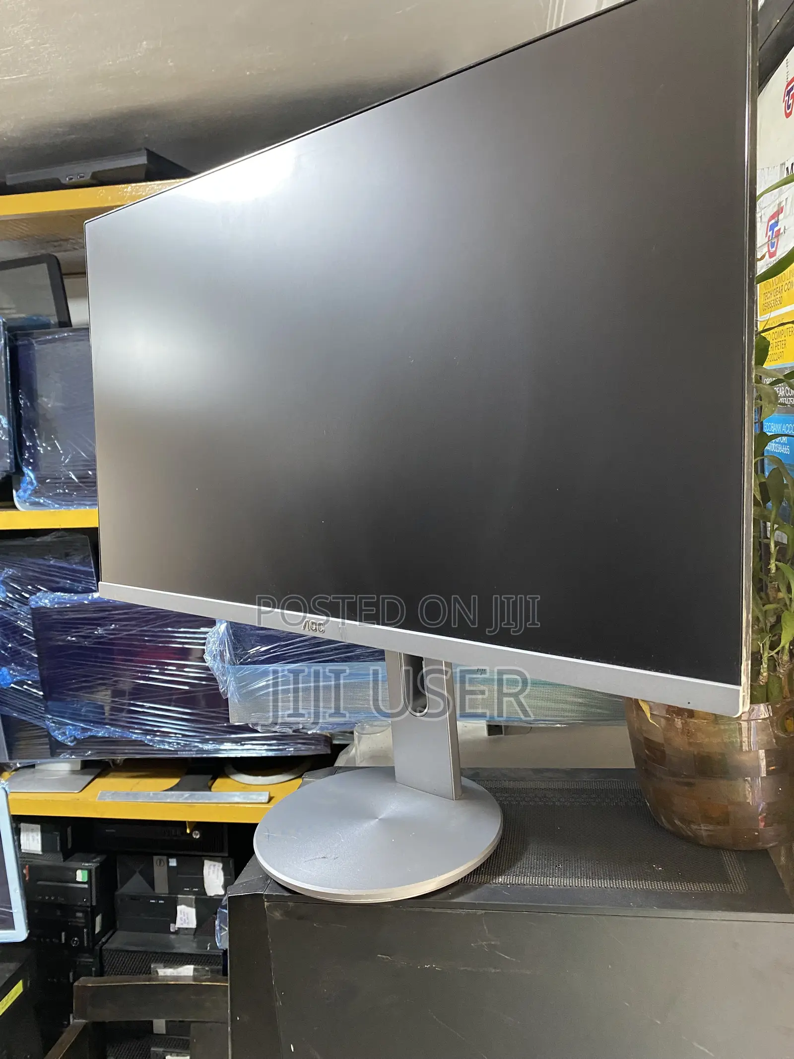AOC Monitor 270lm00043 27 Inch Ips 1920 X 1080 FHD USB Vga Hdmi Dp