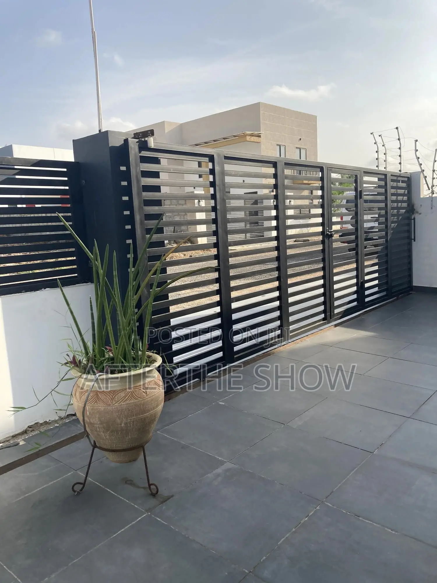 Furnished 3bdrm Duplex in Silicon Accra, School Junction for sale