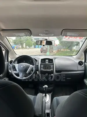 Nissan Versa 1.6 SV 2016 White