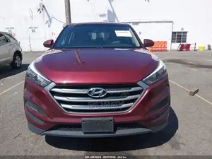 Hyundai Tucson SE AWD 2017 Burgundy