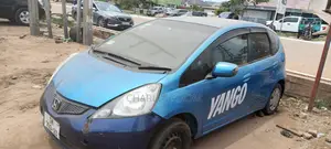 Honda Fit Automatic 2010 Blue