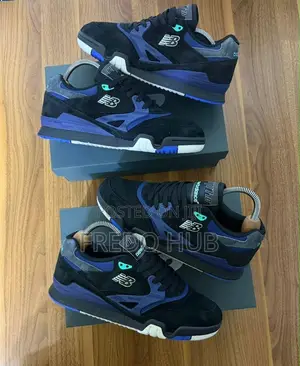 New Balance Sneakers