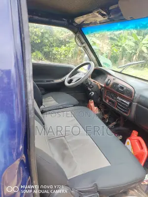 Hyundai H-100 2002
