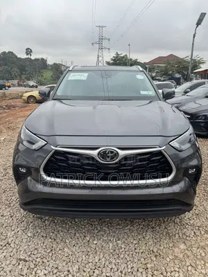 Toyota Highlander 2023 Gray