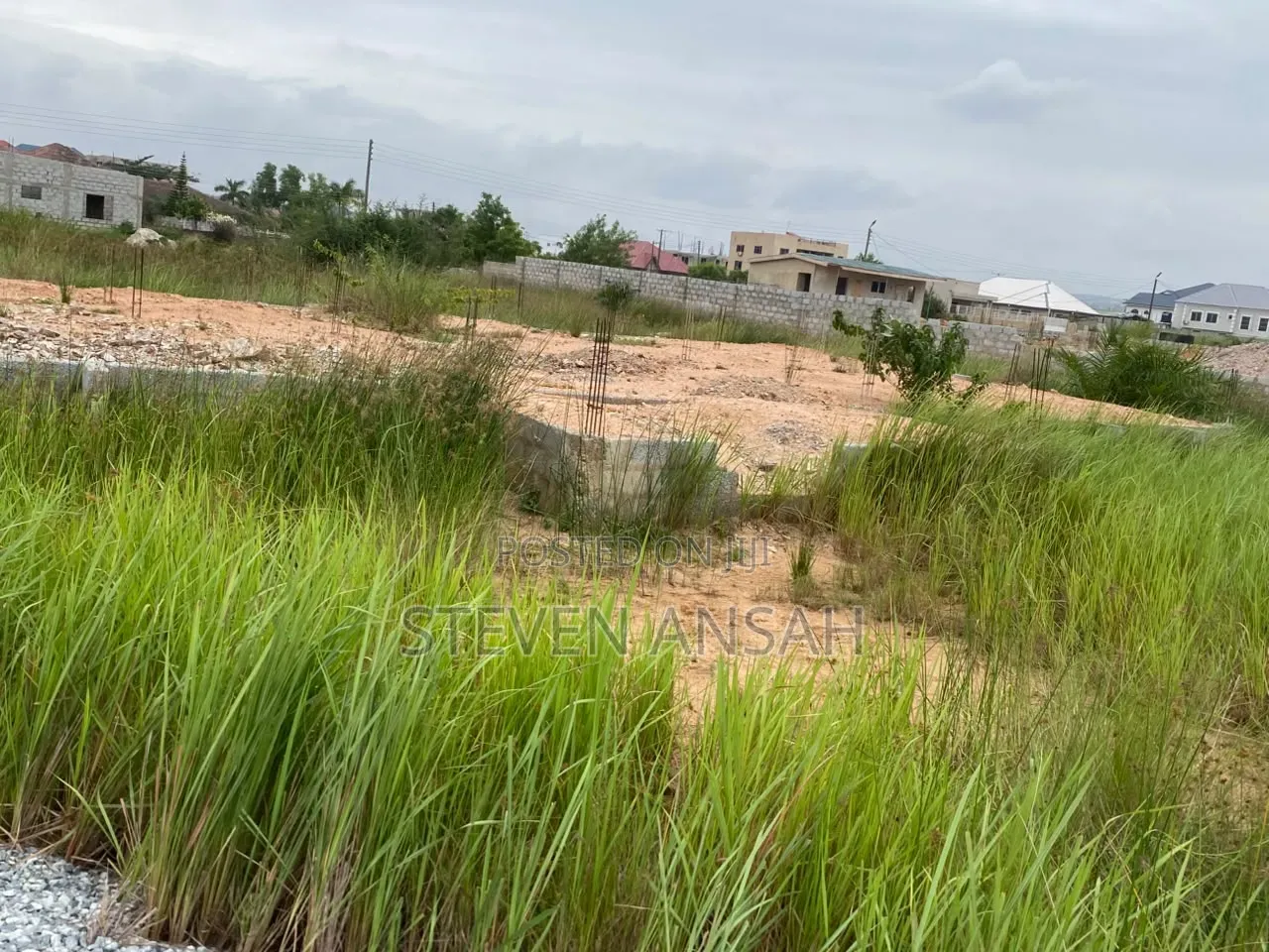 100/70 Plot of Land and a 4 Bedroom Footing for Sale.