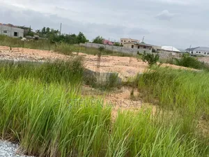 100/70 Plot of Land and a 4 Bedroom Footing for Sale.