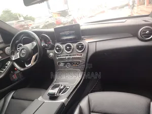 Mercedes-Benz C300 2017 Silver