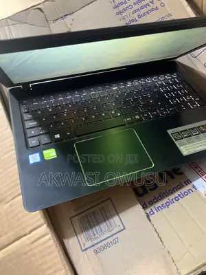 Laptop Acer Aspire F5 8GB Intel Core i5 HDD 1T