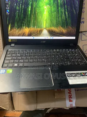 Laptop Acer Aspire F5 8GB Intel Core i5 HDD 1T