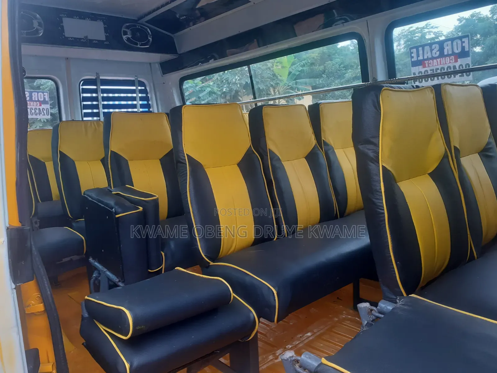 Mercedes-Benz Sprinter 2012 Gold