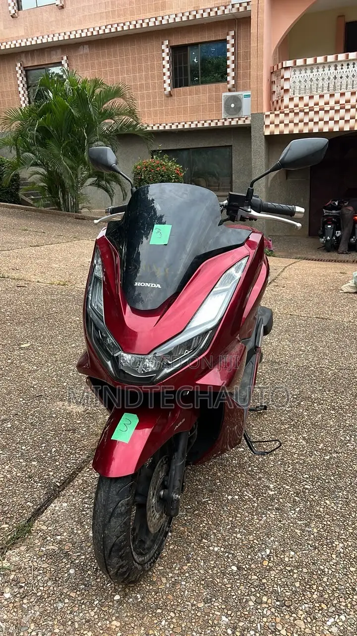 Honda 2024 Red