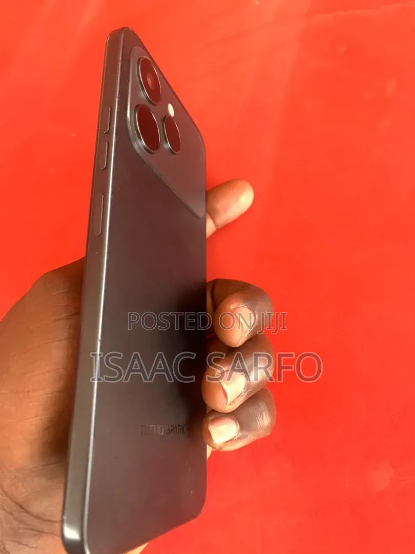 Tecno Spark 40 128 GB Black