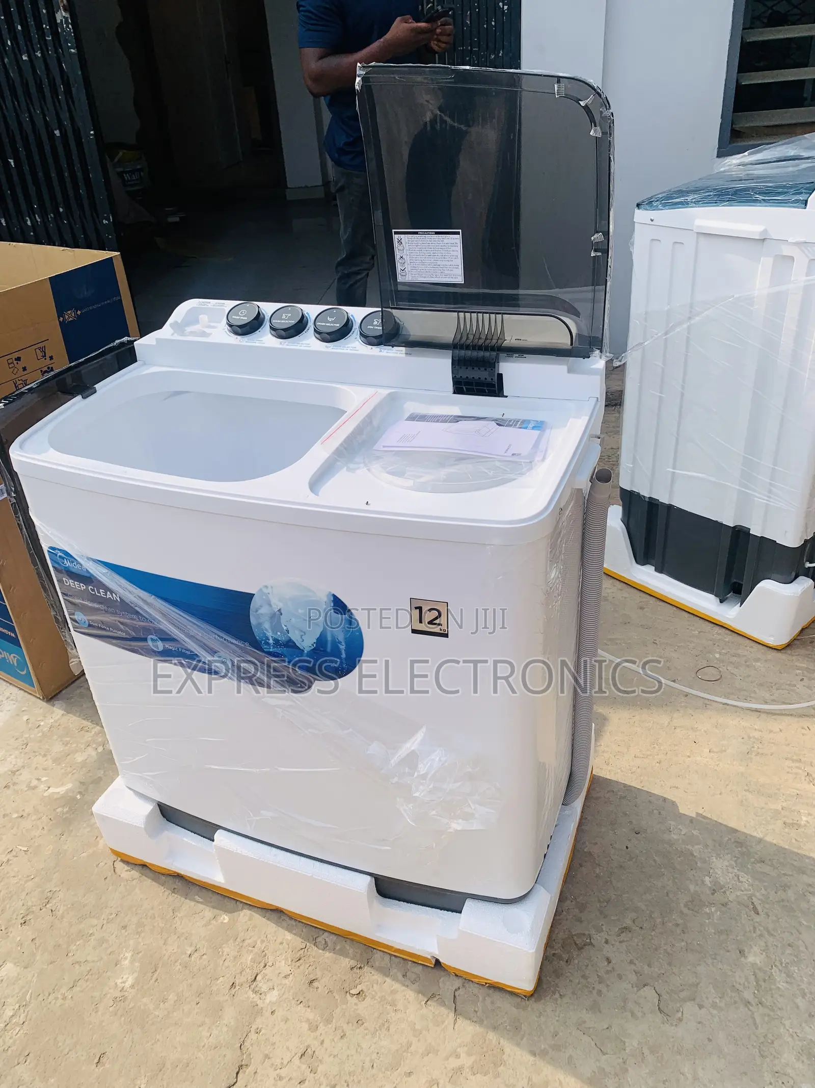 Shop the New Midea 12kg Topload Twintub Midea