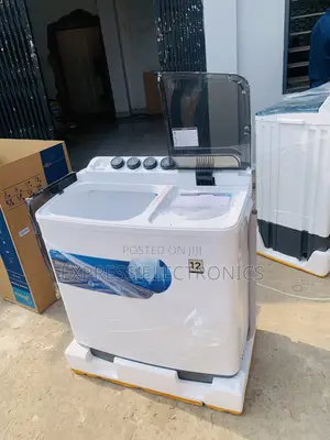 Shop the New Midea 12kg Topload Twintub Midea