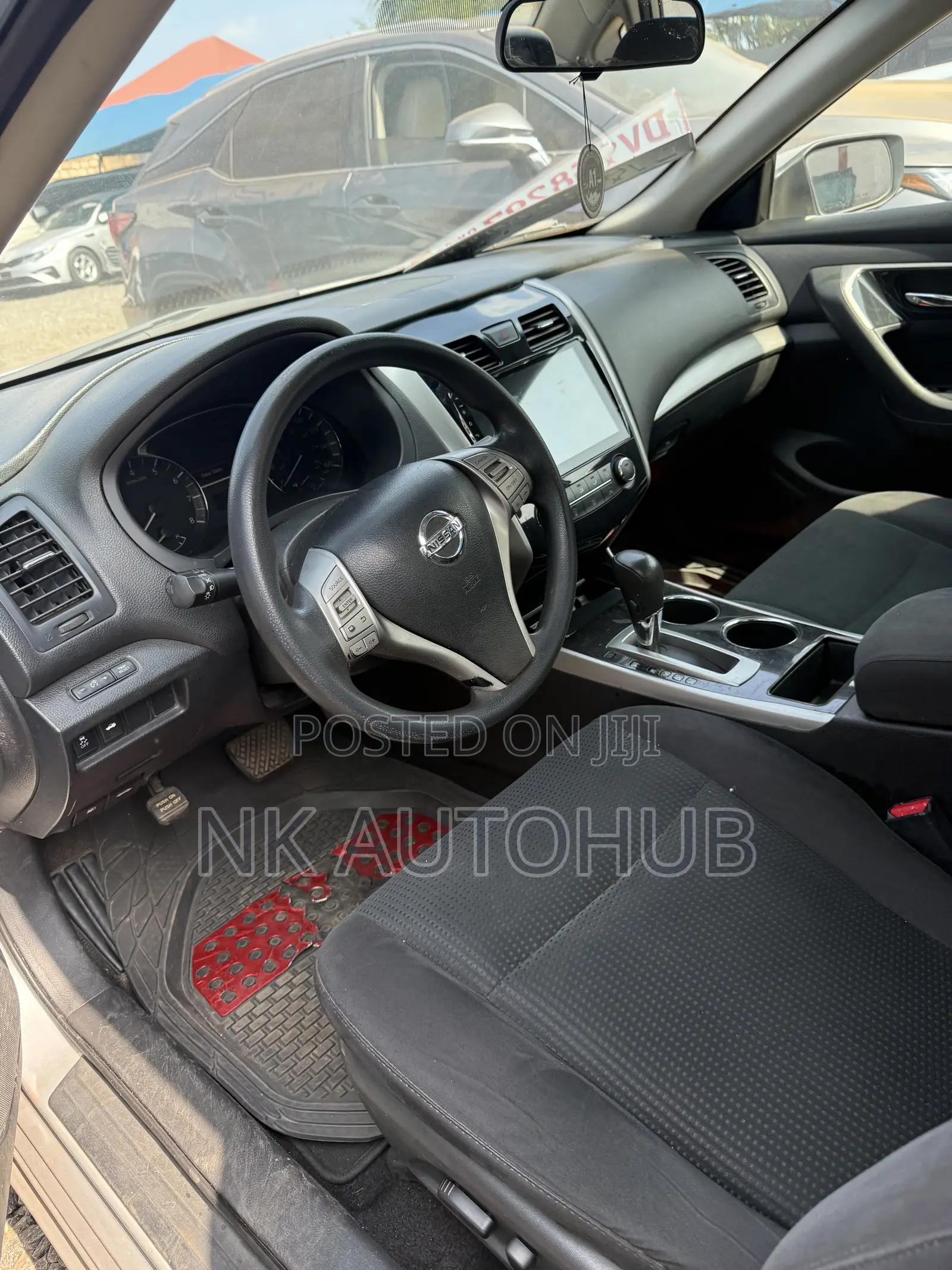Nissan Altima 2.5 S 4dr Sedan (2.5L 4cyl CVT) 2014 Silver