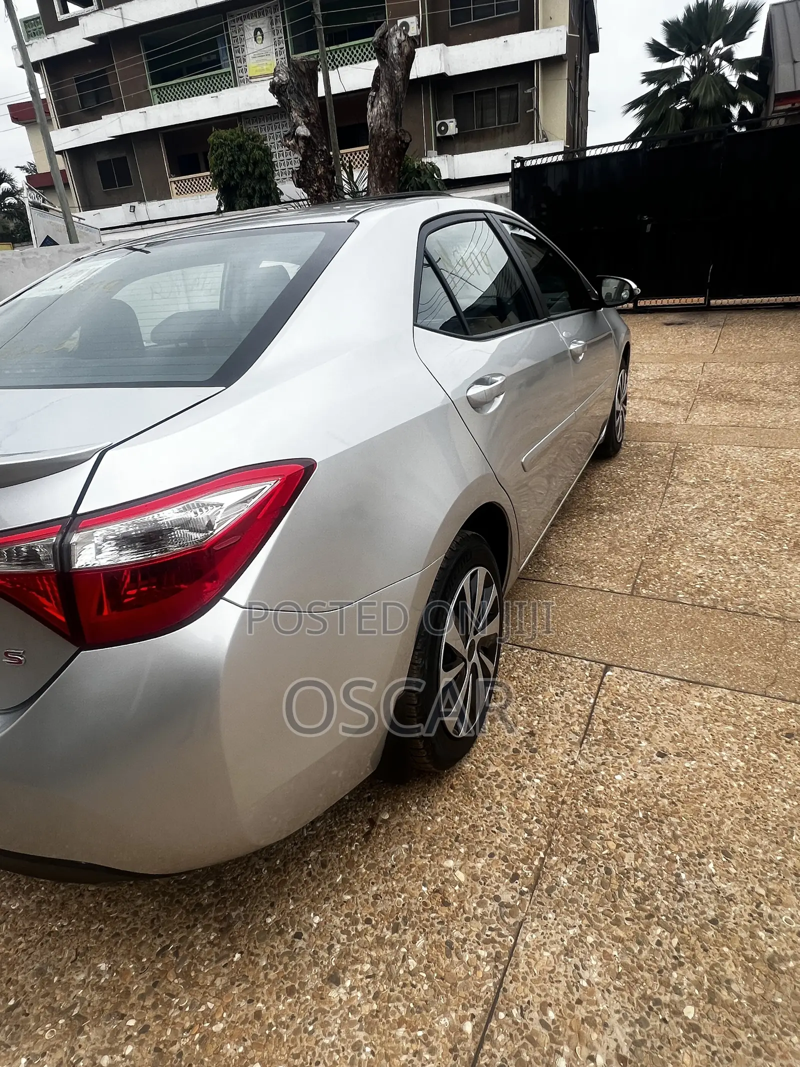 Toyota Corolla S 4dr Sedan (1.8L 4cyl CVT) 2016 Silver