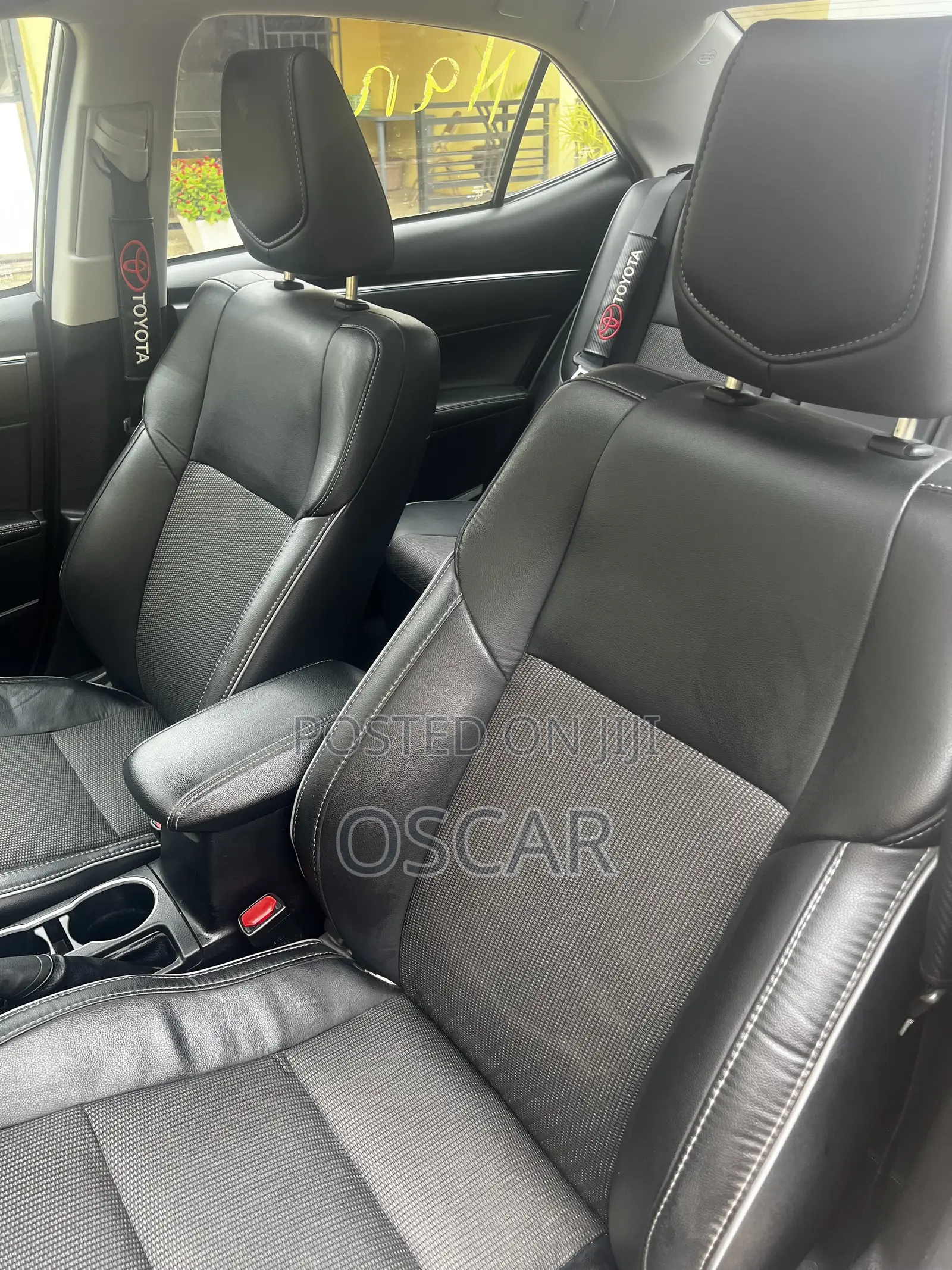 Toyota Corolla S 4dr Sedan (1.8L 4cyl CVT) 2016 Silver