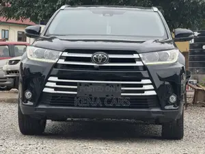 Toyota Highlander XLE 2019 Black
