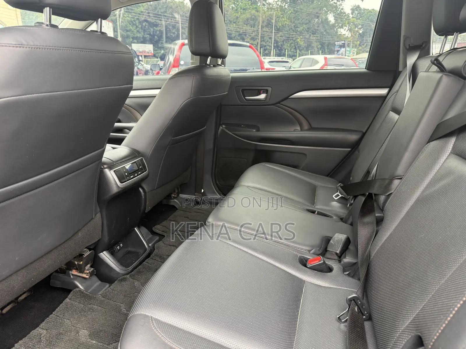 Toyota Highlander XLE 2019 Black