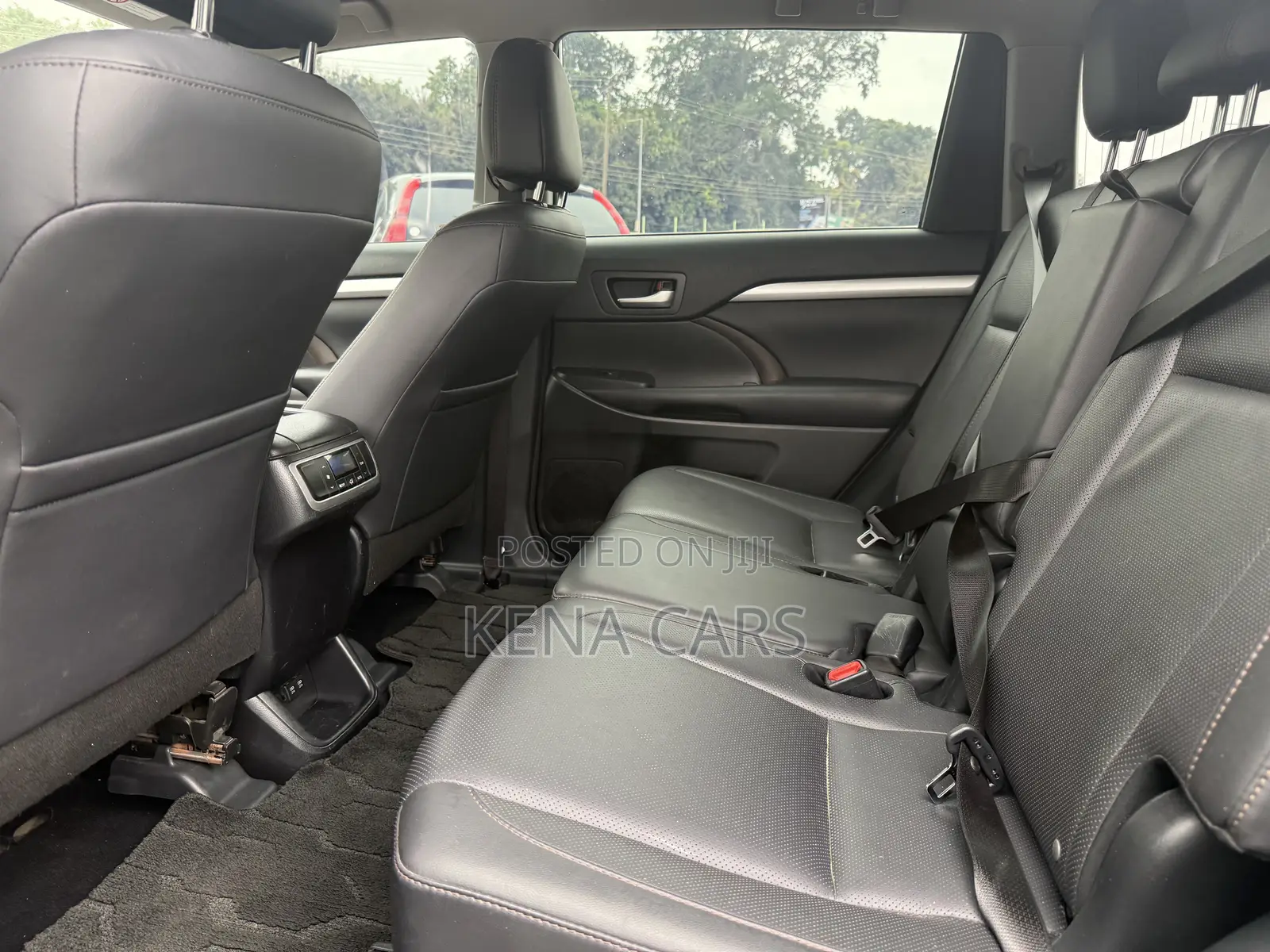 Toyota Highlander XLE 2019 Black