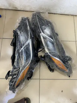 Toyota Camry 2020 Headlight Available