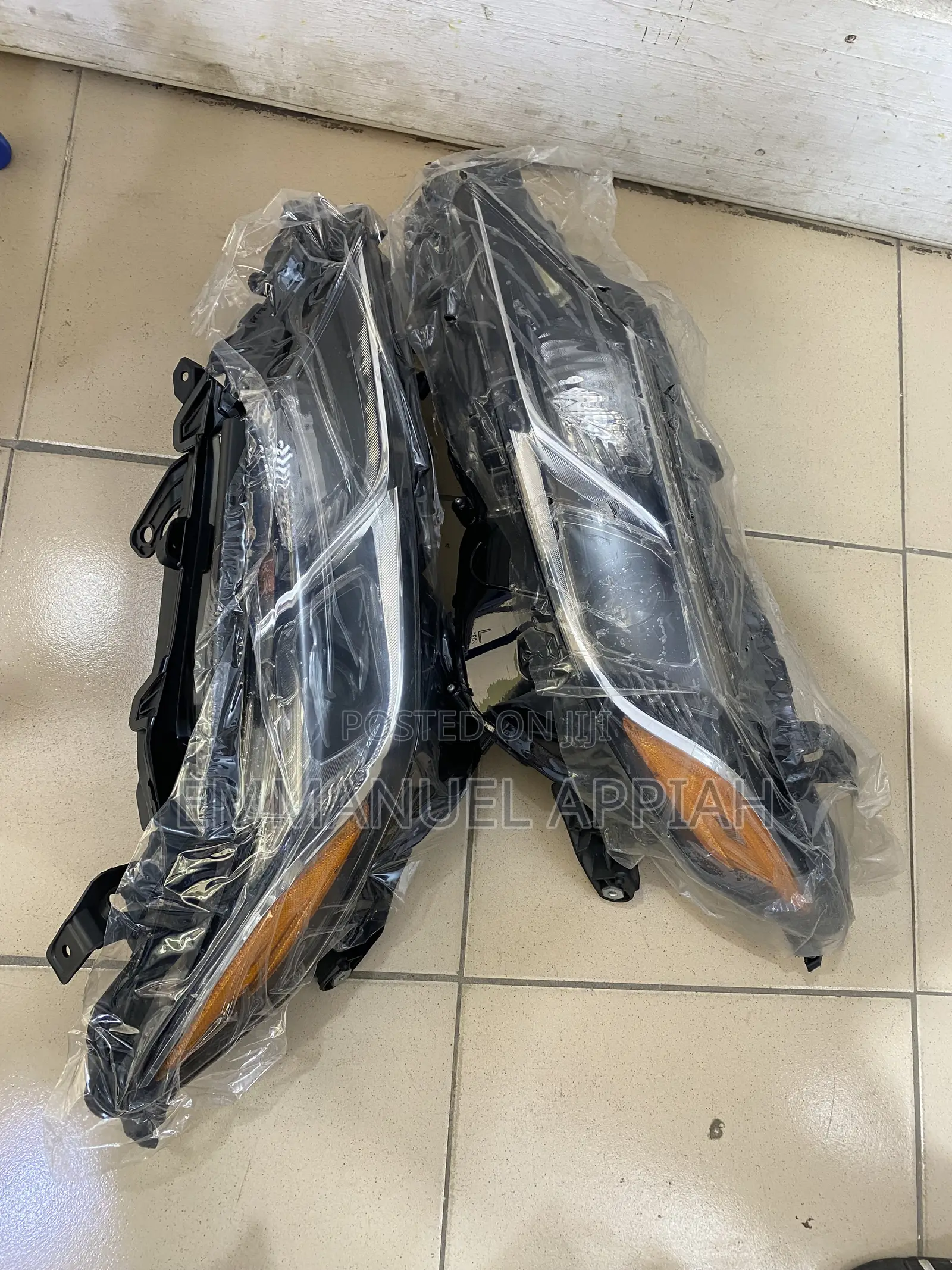 Toyota Camry 2020 Headlight Available