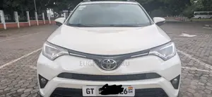 Toyota RAV4 2018 White