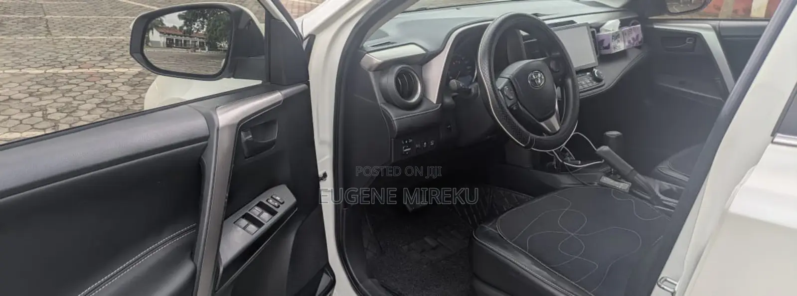 Toyota RAV4 2018 White