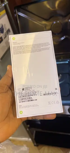 New Apple iPhone 13 128 GB Black
