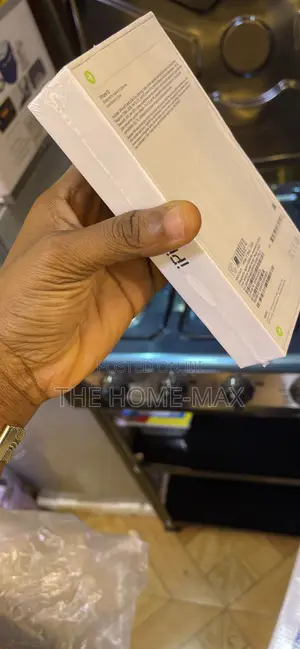 New Apple iPhone 13 128 GB Black