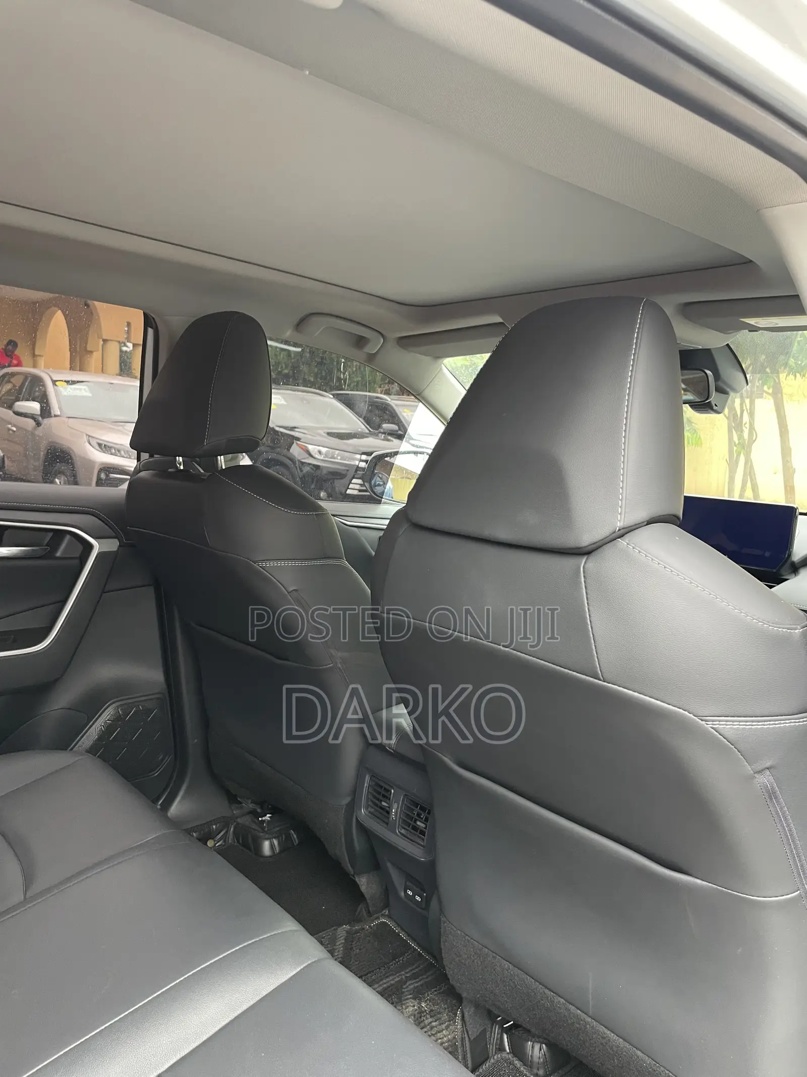 Toyota RAV4 2023 White