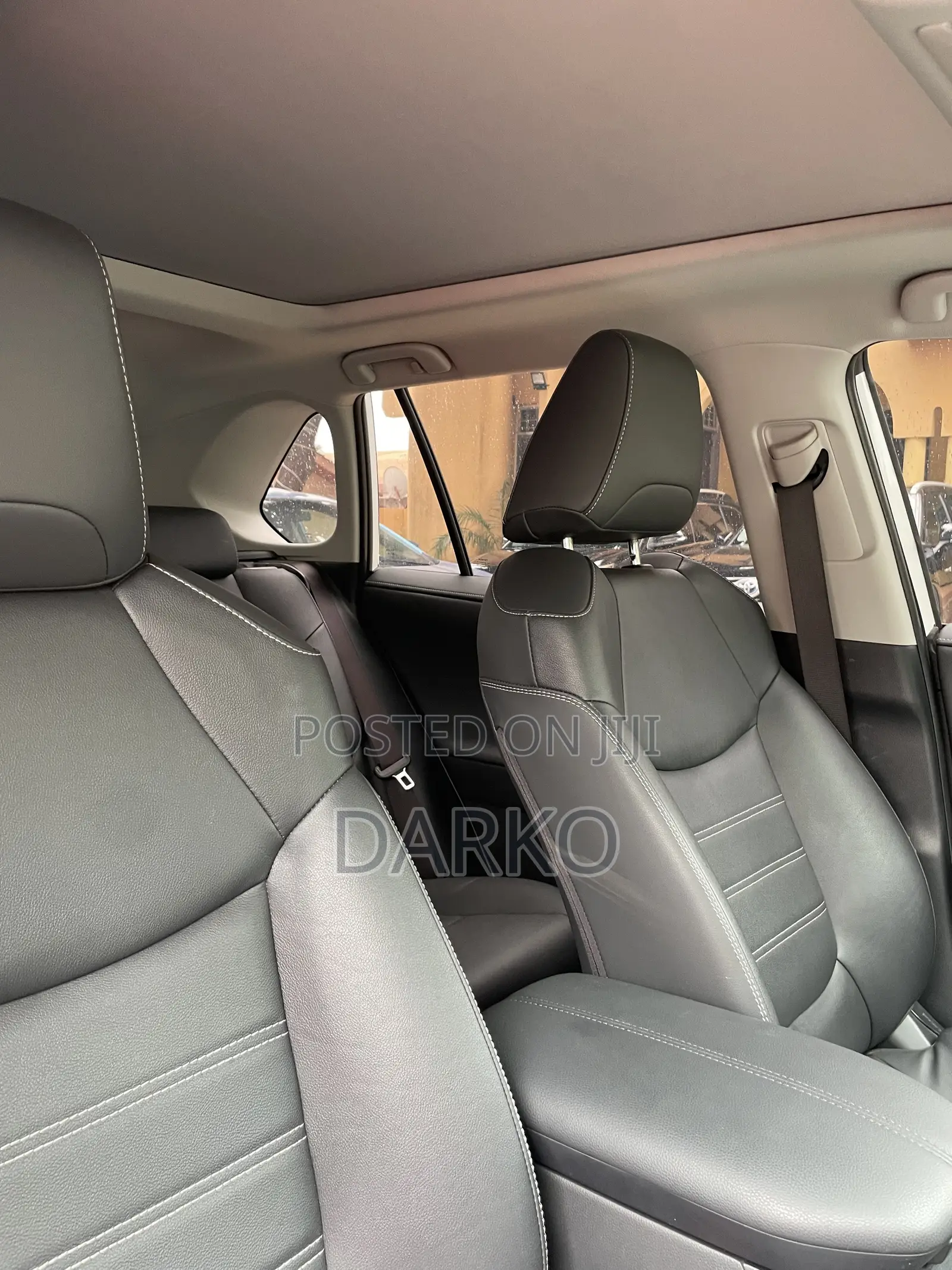 Toyota RAV4 2023 White
