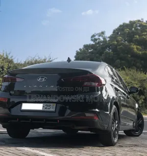 Hyundai Elantra 2020 Black