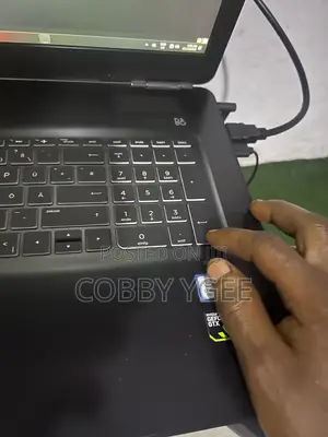 Laptop HP Pavilion 15 16GB Intel Core 7 SSD 256GB