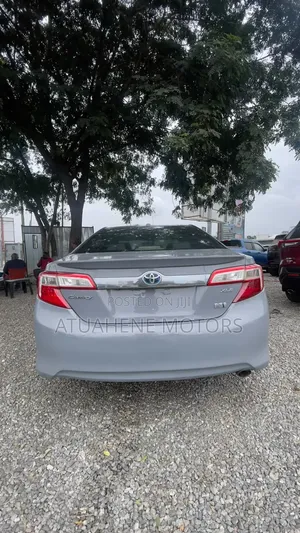 Toyota Camry 2014 Gray