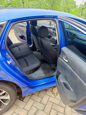 Honda Civic 2021 Blue
