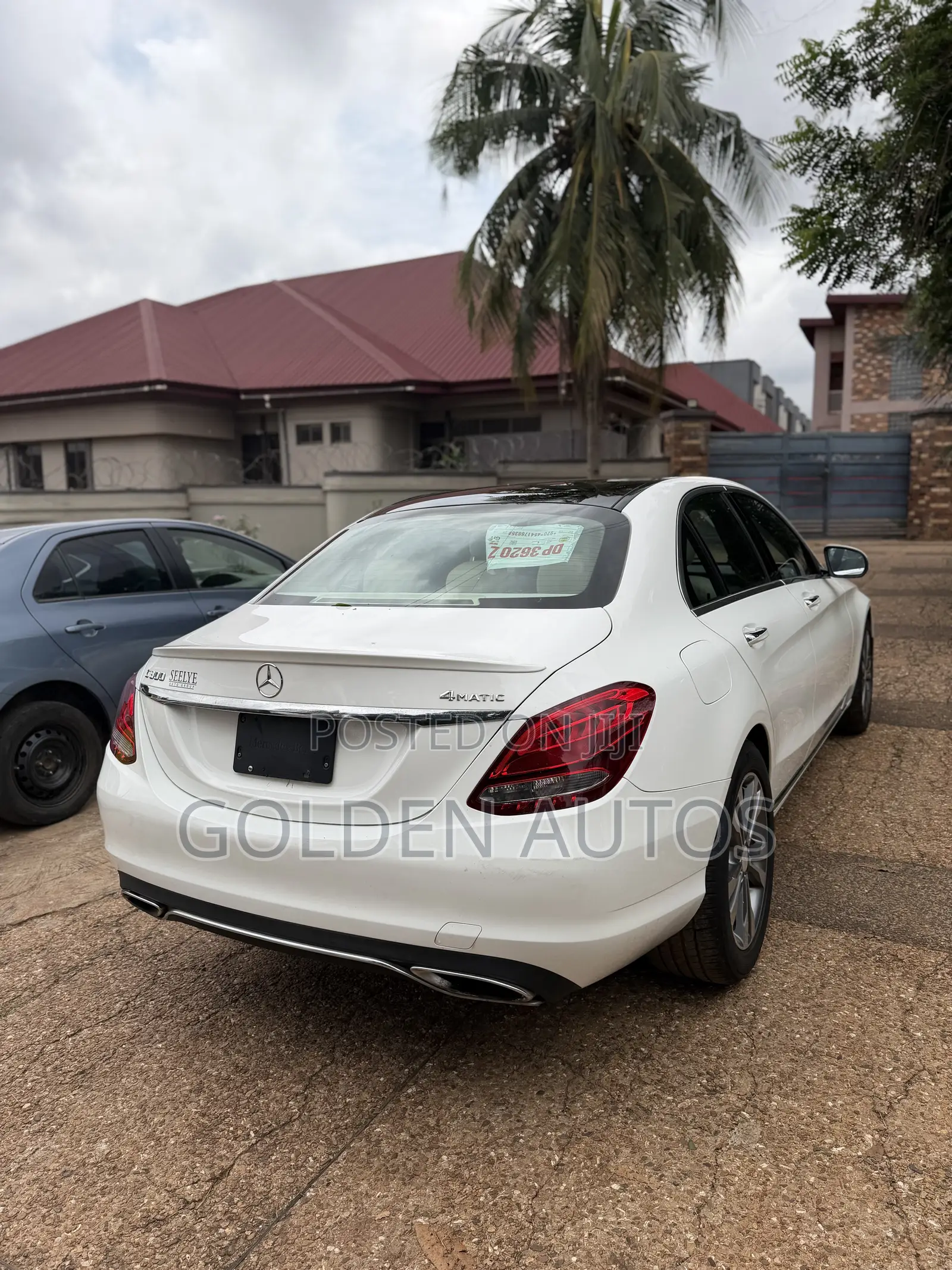 Mercedes-Benz C300 Base 4Matic Sedan AWD (2.0L 4cyl 7A) 2016 White