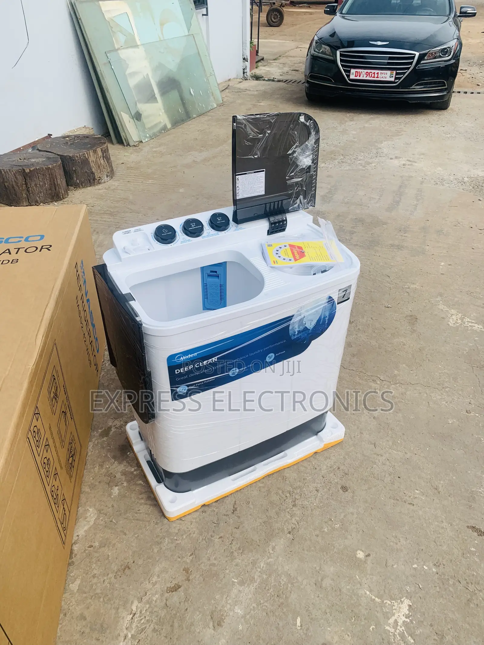 Ultra Modern 7kg Topload Twintub Midea
