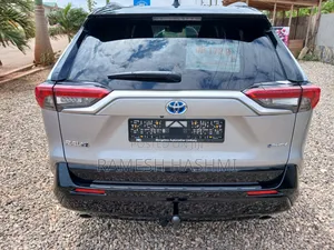 New Toyota RAV4 2025 Silver