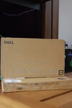 New Laptop Dell 32GB Intel Core Ultra 9 SSD 1T